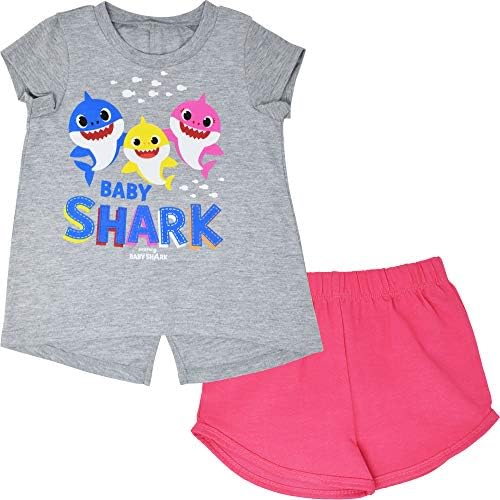Pinkfong Bebek Köpekbalığı Kız Kısa Kollu Grafikli Tişört ve Şort Takımı