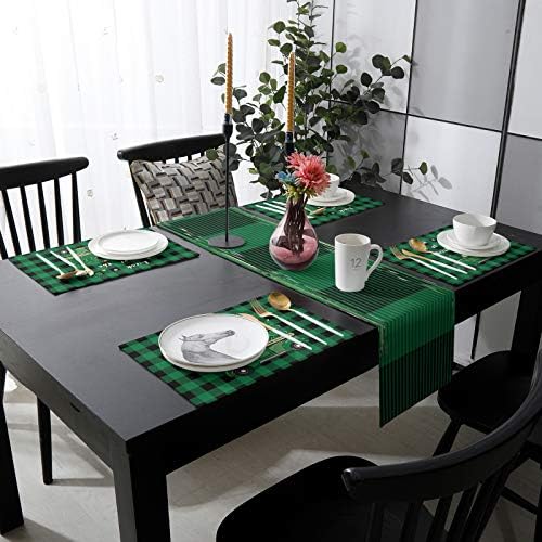 Yemek masası Koşucu ile 4 Placemats İrlandalı Aziz Patrick Günü Yeşil Yonca Buffalo Ekose, Yıkanabilir mutfak masa Mat Seti